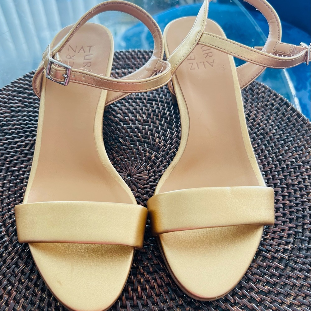 Naturalizer Women's Sandals